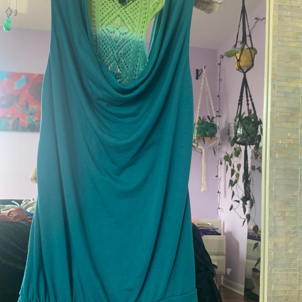 Flowy Summer-top with Ombre Crochet Back